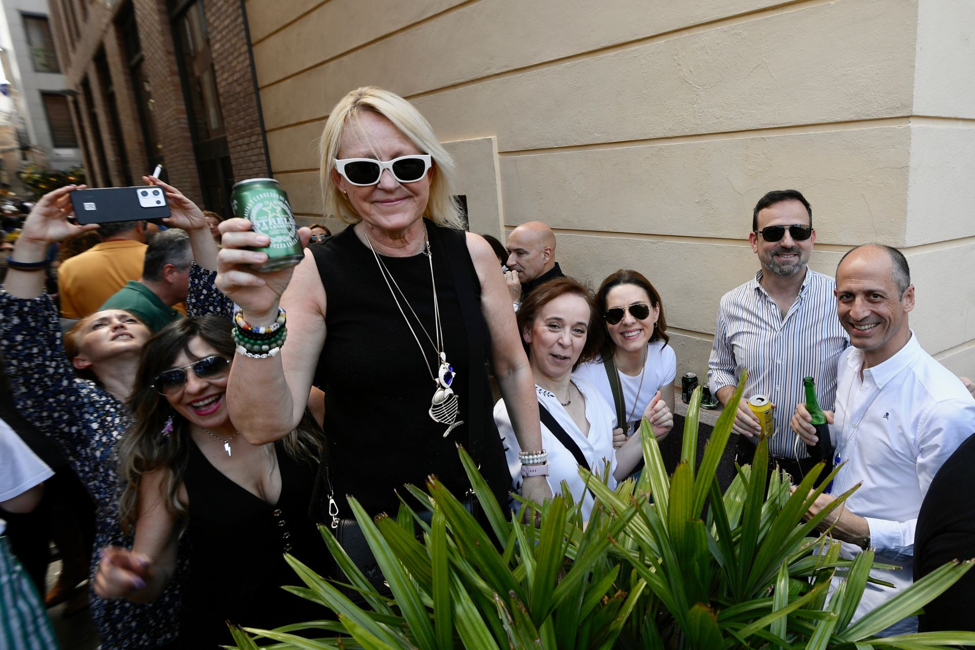 El ambiente durante los conciertos en la plaza Julián Romea, en imágenes