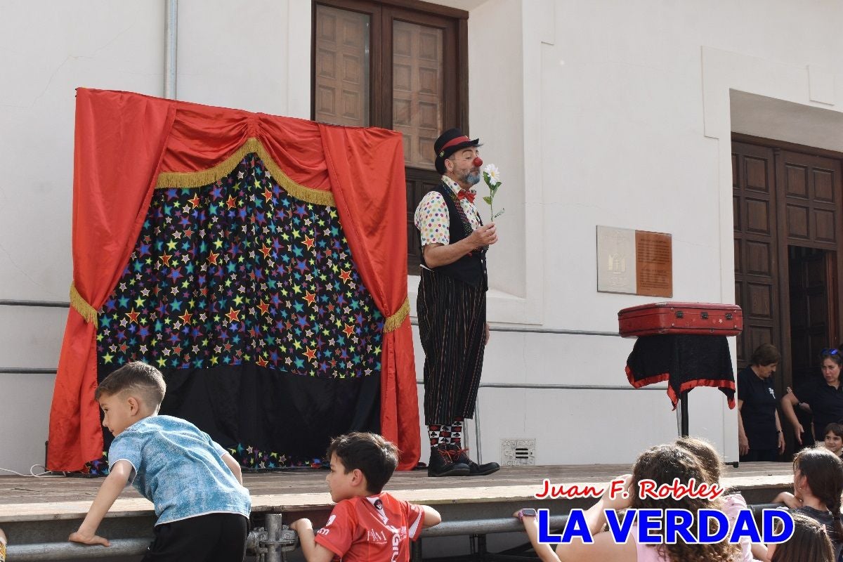 Imágenes de los Juegos Infantiles en la placeta del Santo de Caravaca de la Cruz