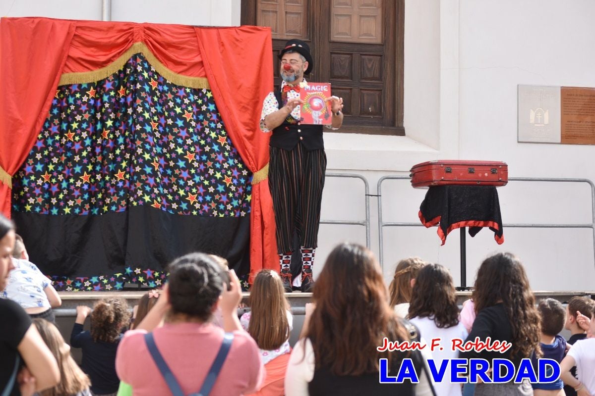 Imágenes de los Juegos Infantiles en la placeta del Santo de Caravaca de la Cruz