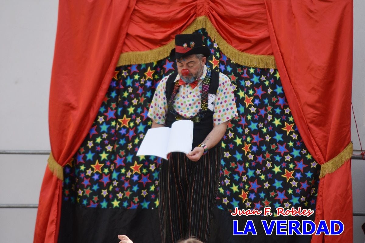 Imágenes de los Juegos Infantiles en la placeta del Santo de Caravaca de la Cruz