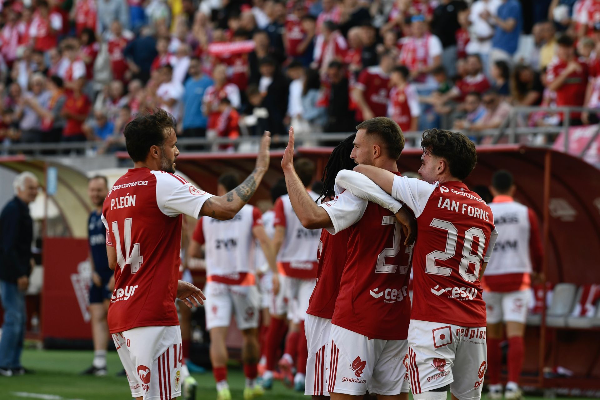 La victoria del Real Murcia frente al Villarreal B, en imágenes