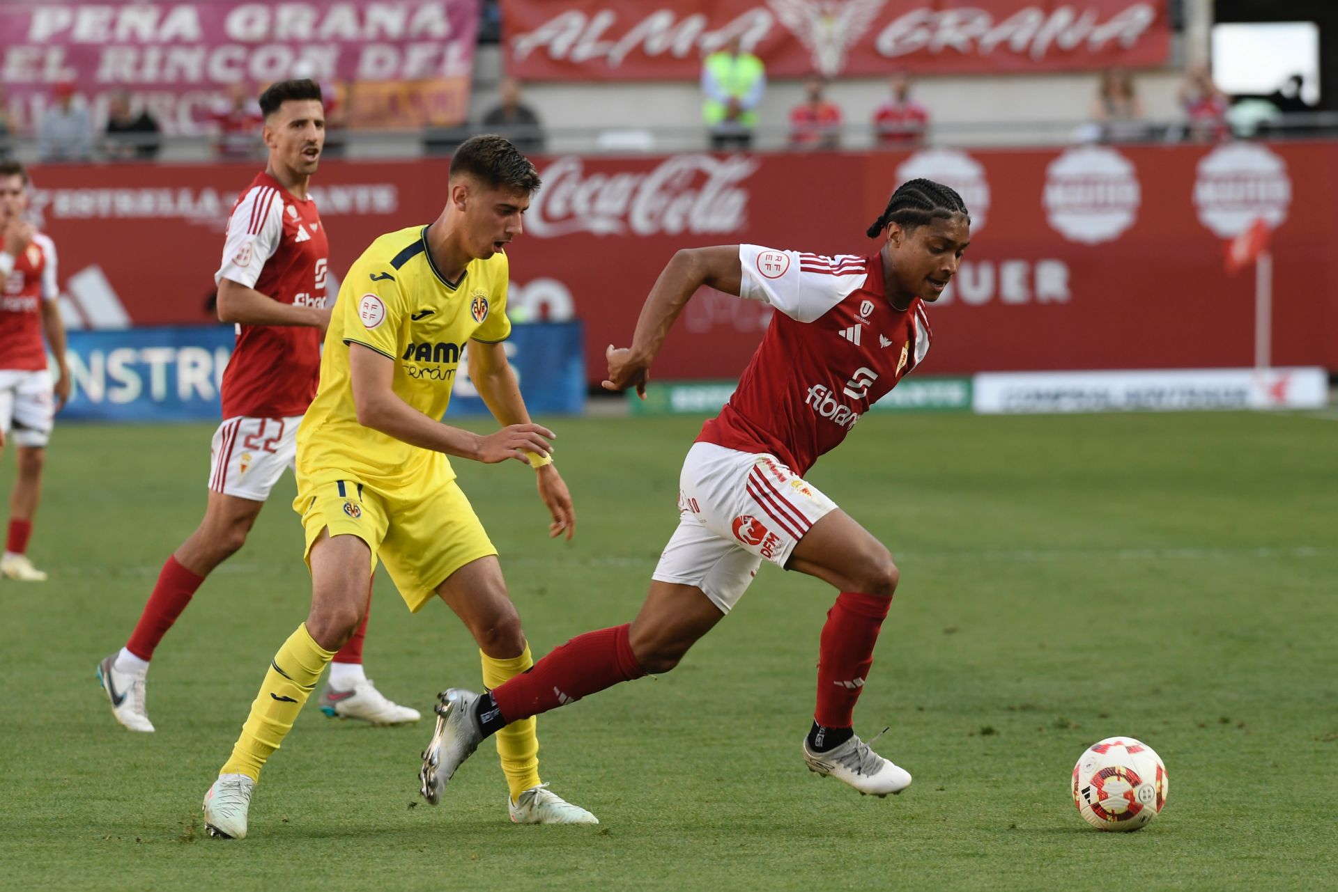 La victoria del Real Murcia frente al Villarreal B, en imágenes