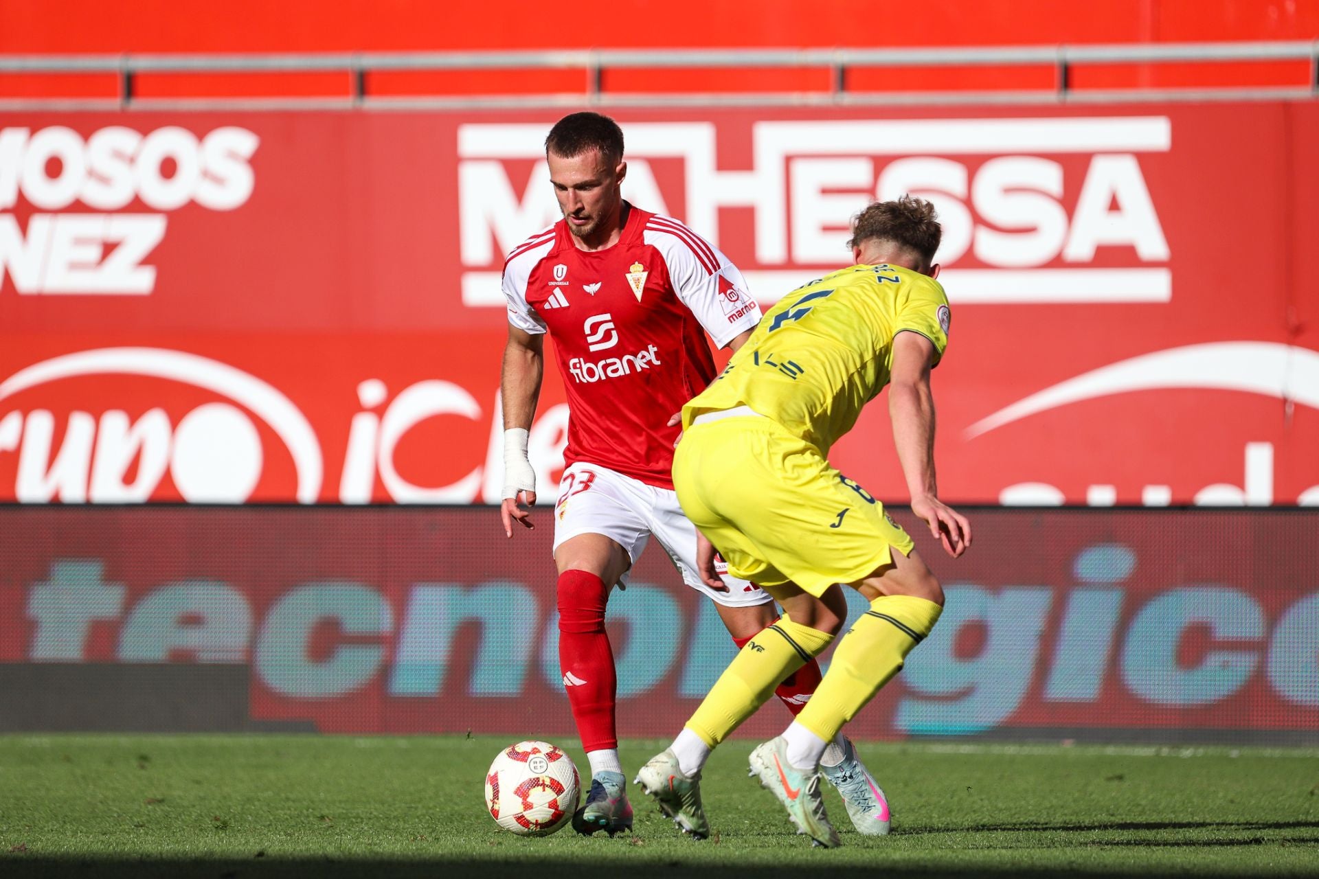 La victoria del Real Murcia frente al Villarreal B, en imágenes