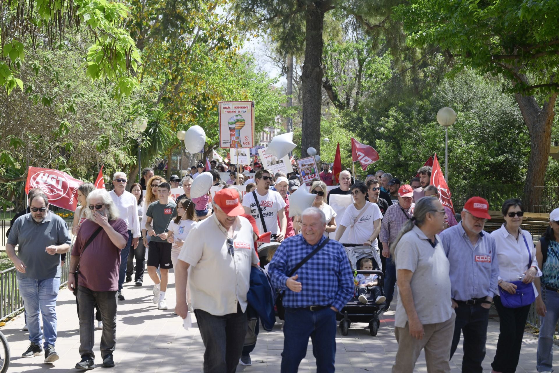 Las imágenes de la manifestación del Primero de Mayo en Murcia