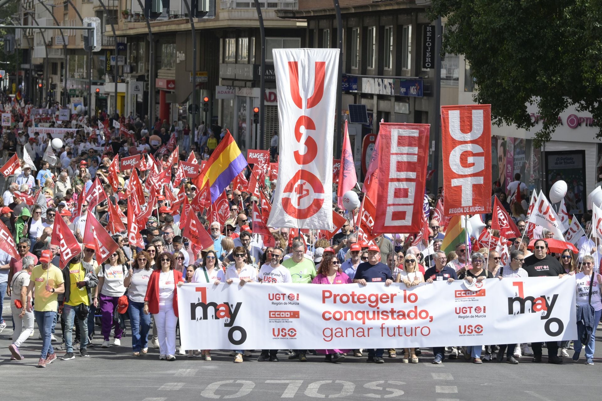 La manifestación del Primero de Mayo en Murcia, en imágenes