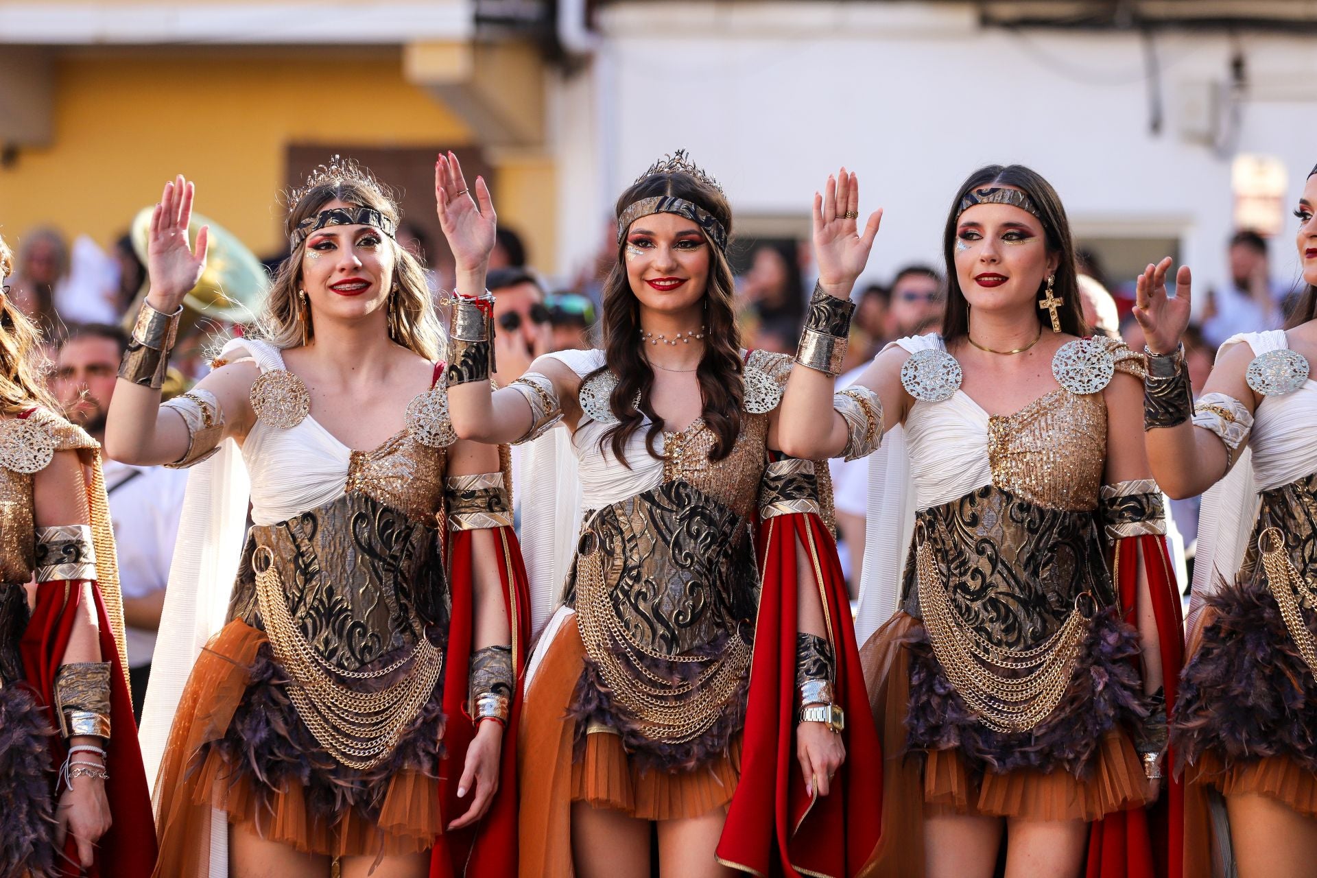 El desfile de Moros y Cristianos de Abanilla, en imágenes