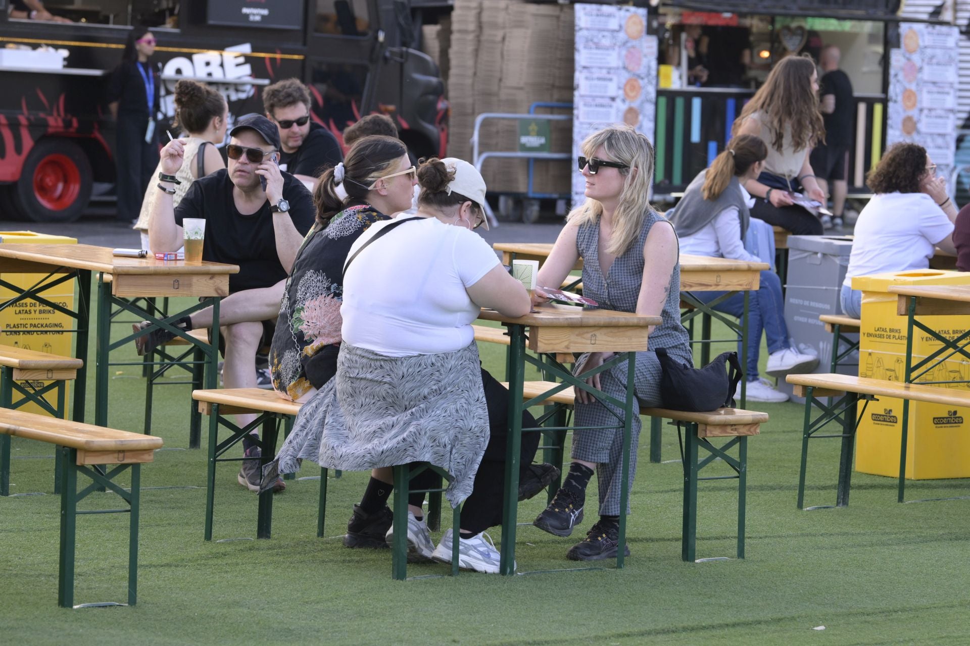 El ambiente de fiesta en la primera jornada del Warm Up de Murcia, en imágenes