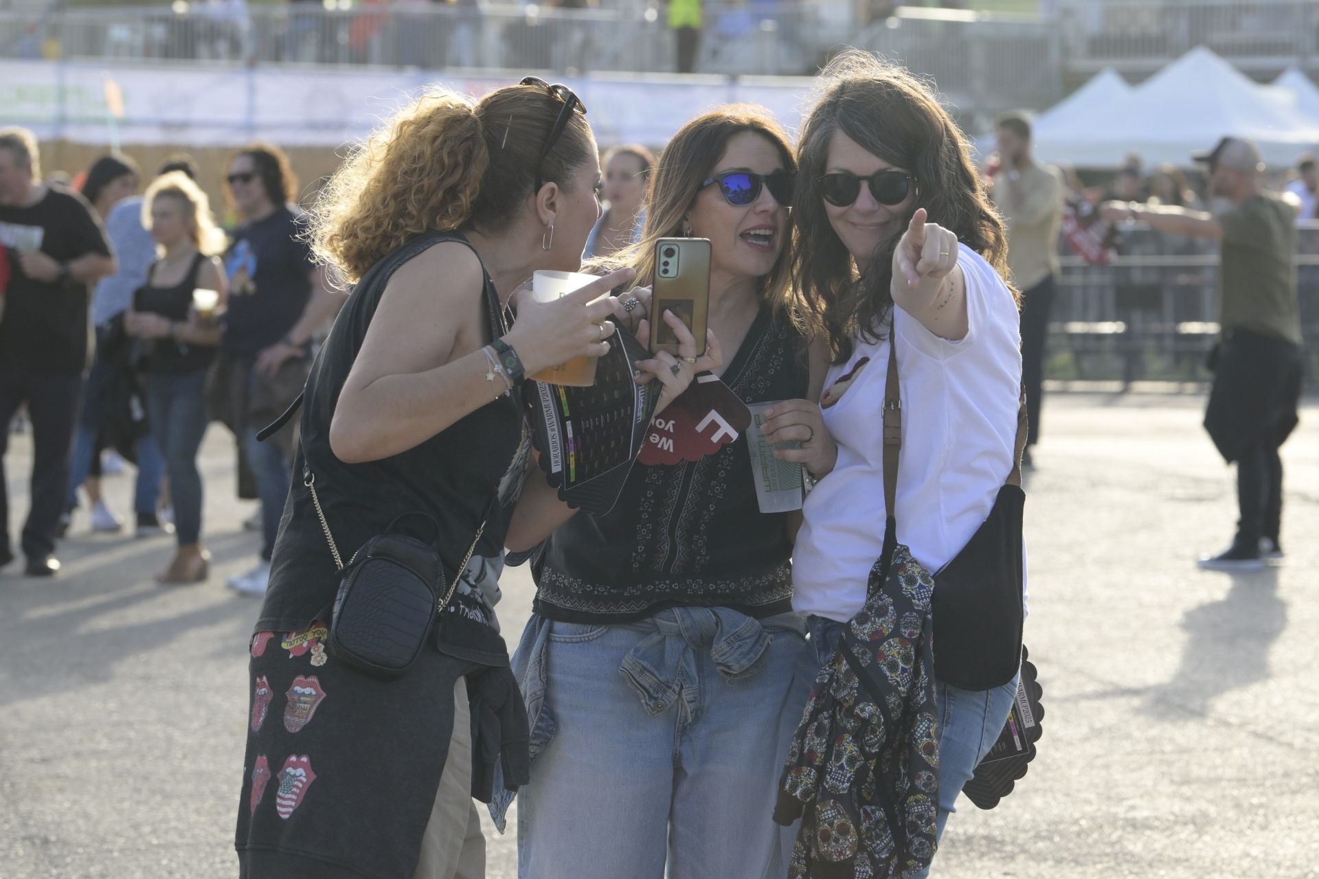 El ambiente de fiesta en la primera jornada del Warm Up de Murcia, en imágenes