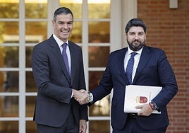 Pedro Sánchez y Fernando López Miras en su último encuentro entre ambos, el pasado 4 de octubre, en La Moncloa.