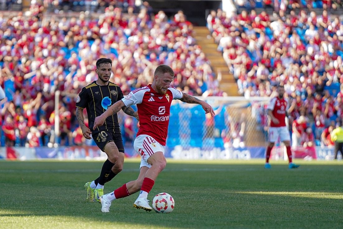 Las imágenes del partido entre el Intercity y el Real Murcia