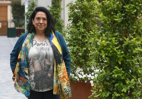 Alicia Baltasar, durante la entrevista con LA VERDAD, en el centro de Murcia.