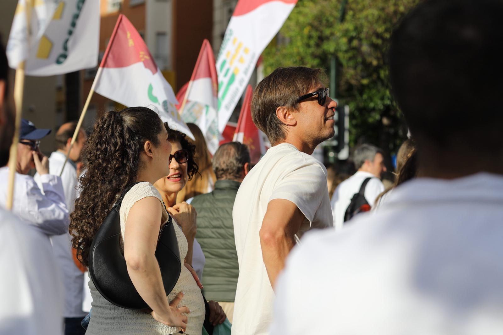 En imágenes, la manifestación de médicos contra el Estatuto Marco