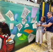 Uno de los dos murales contra el acoso escolar.