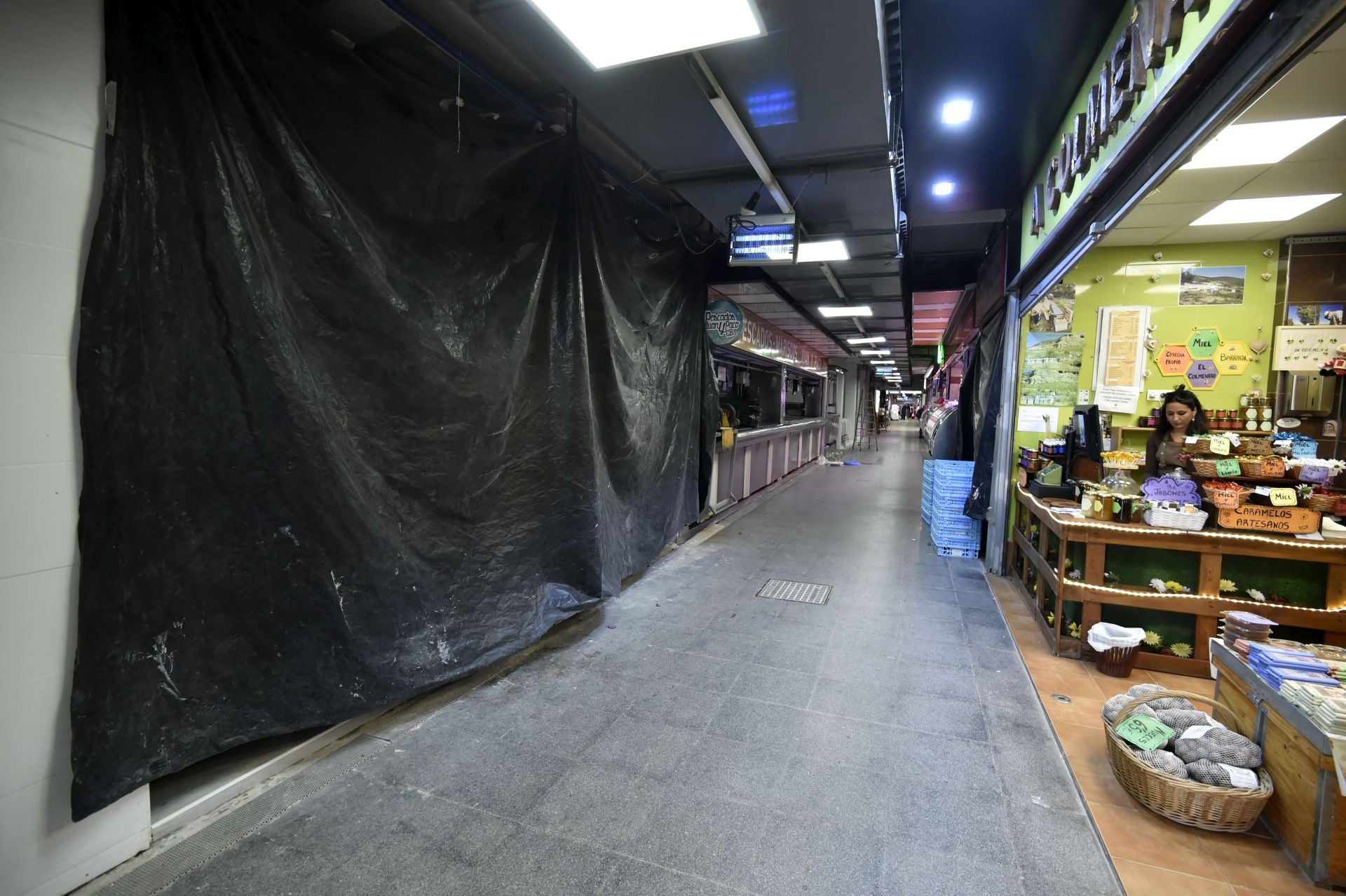 Las imágenes de las obras en el Mercado de Verónicas de Murcia