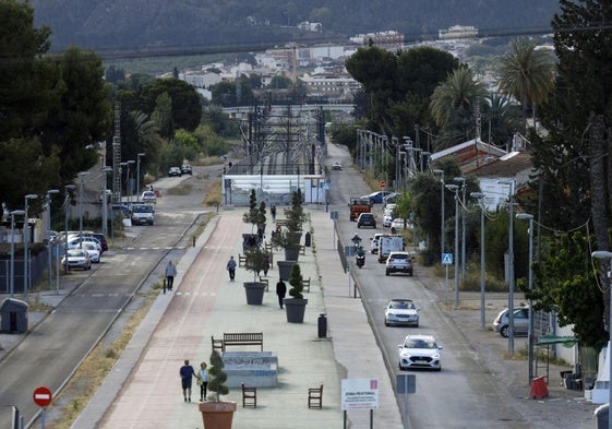 El nuevo plan especial entre Camino de Tiñosa y Ronda Sur solo permitirá el uso de los carriles para vehículos a los residentes.