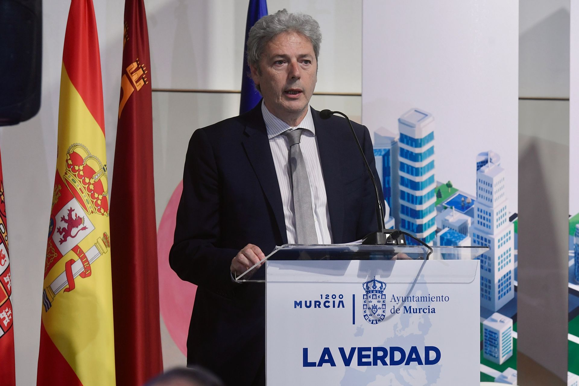 El foro &#039;Espacio Europa&#039; en el Palacio Almudí de Murcia, en imágenes