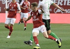 Loren, en el partido contra el Antequera de este sábado.