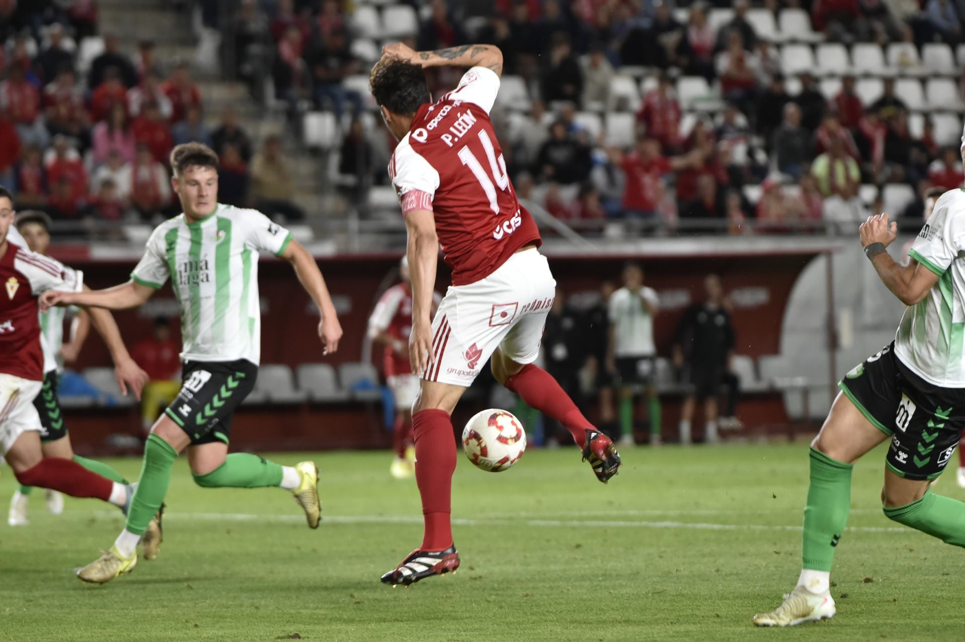 El empate del Real Murcia contra el Antequera, en imágenes