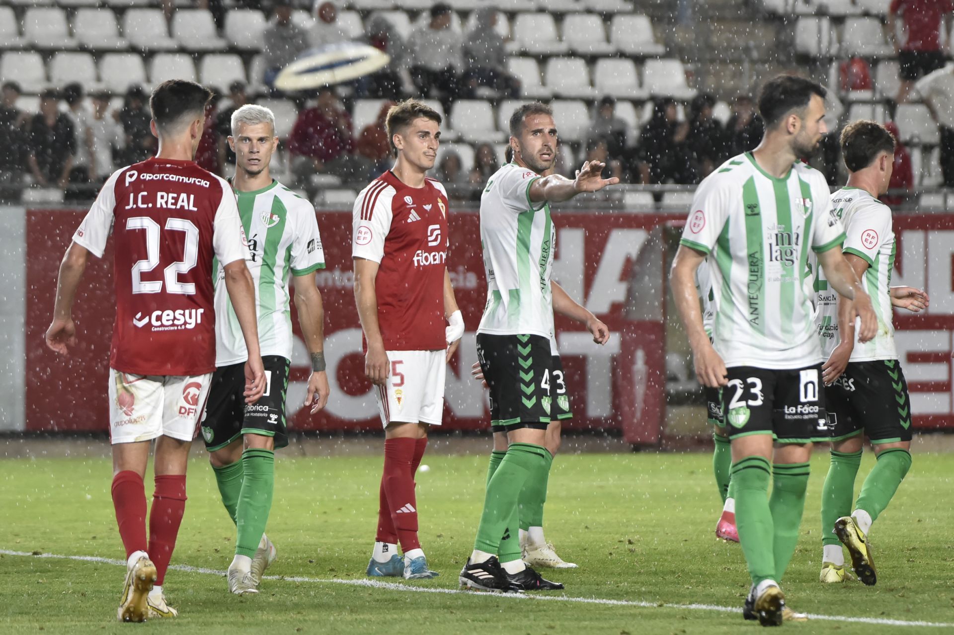 El empate del Real Murcia contra el Antequera, en imágenes