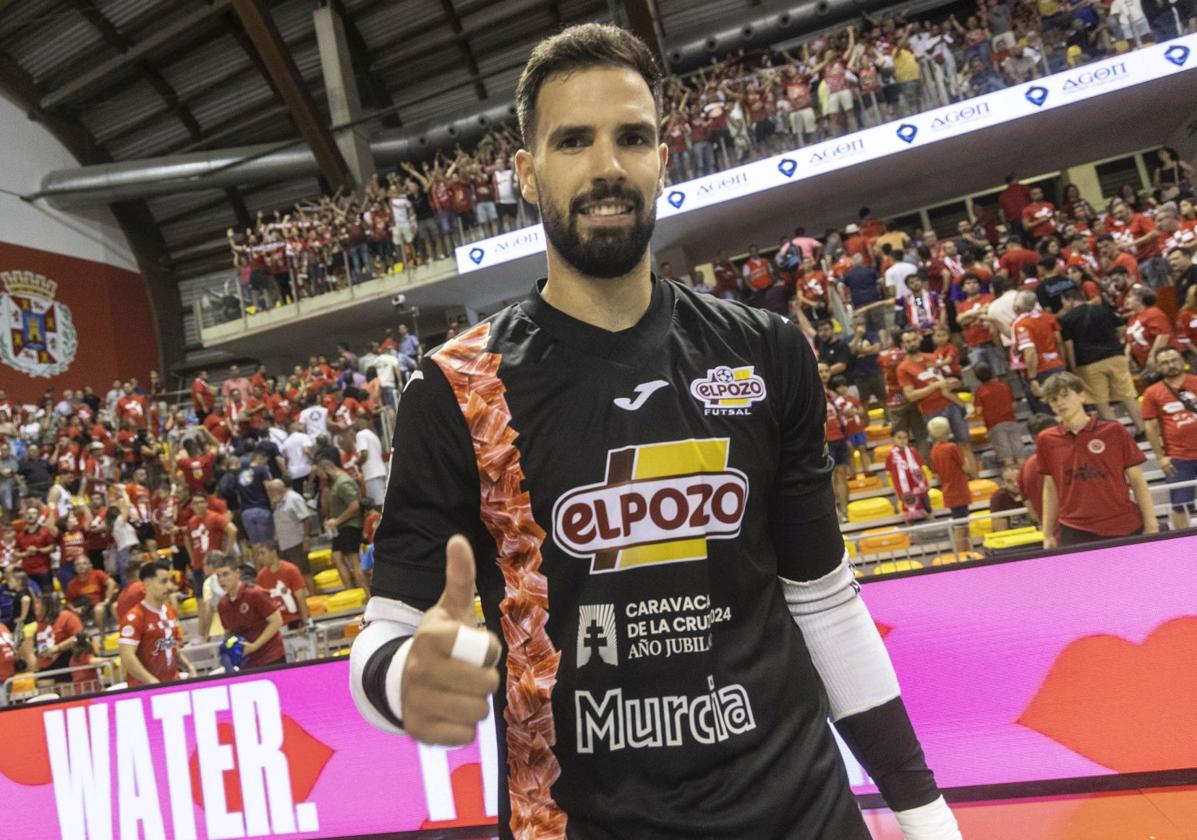 Edu Sousa, portero de ElPozo, tras un derbi ante el Jimbee Cartagena.