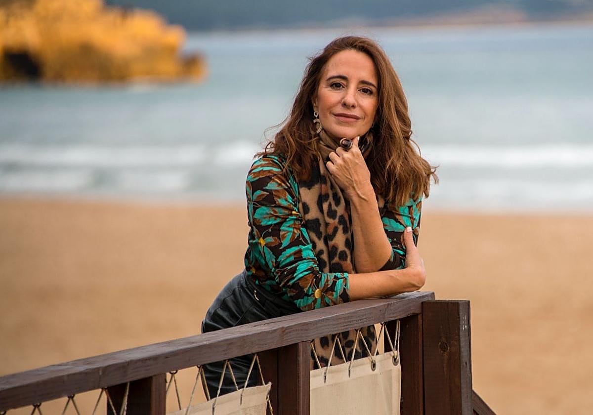 La escritora Gloria Llatser.