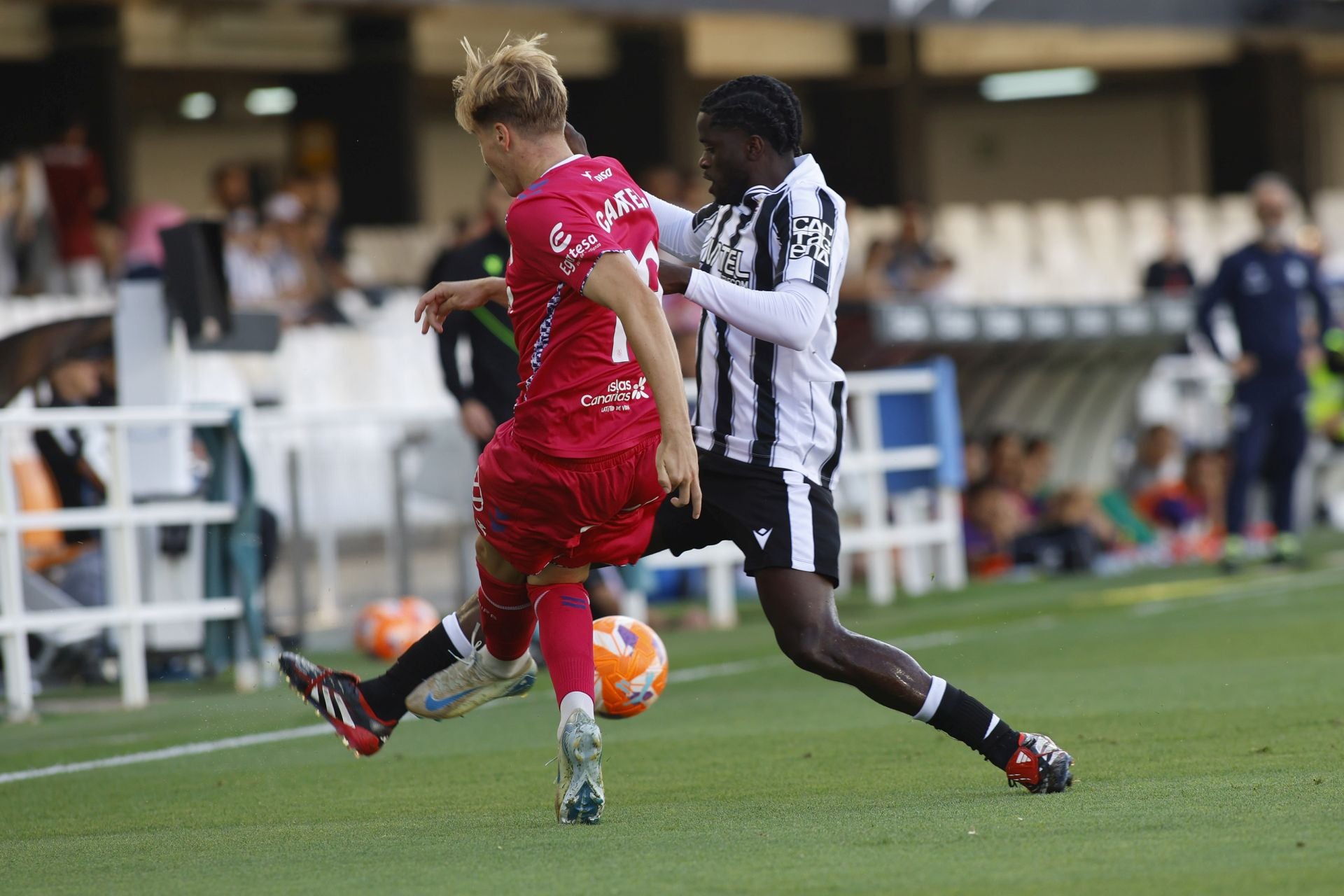La victoria del Cartagena frente al Tenerife, en imágenes