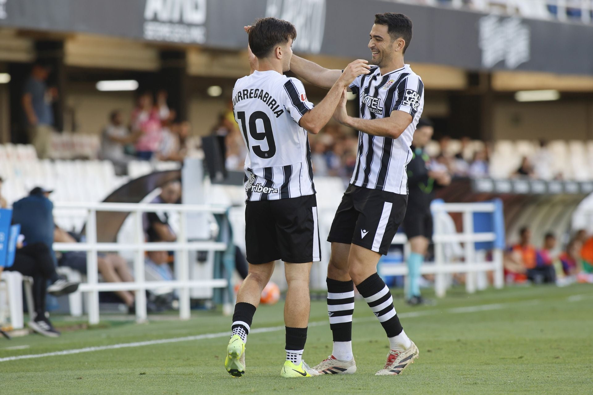 La victoria del Cartagena frente al Tenerife, en imágenes