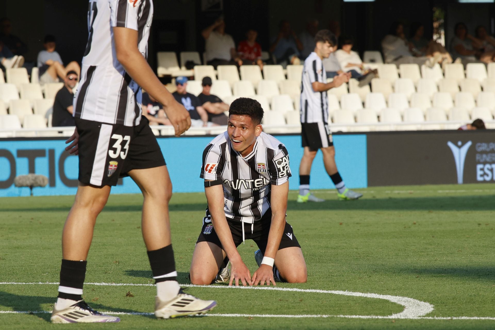 La victoria del Cartagena frente al Tenerife, en imágenes
