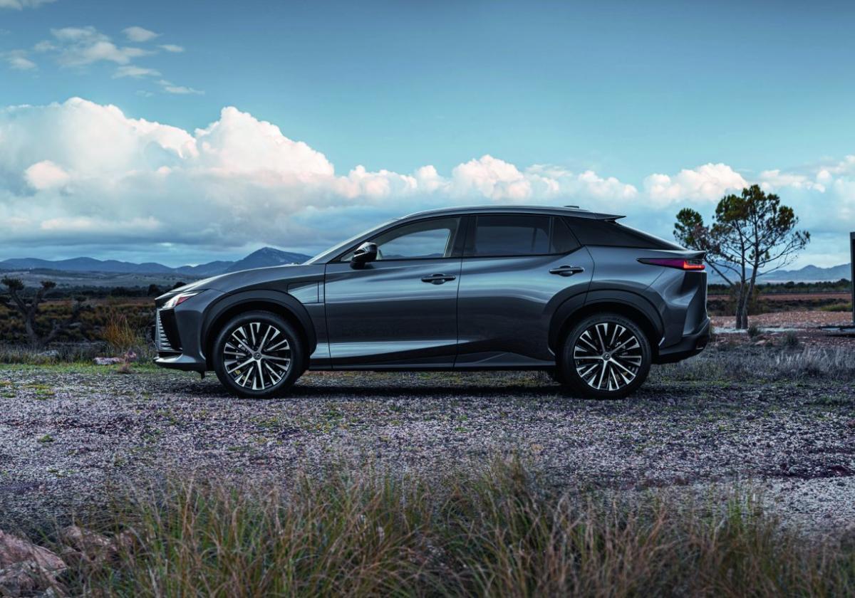 Lexus hace gala del diseño más premium