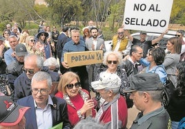 El secretario de Estado Hugo Morán, en primera fila, durante la Comisión de Seguimiento de Portmán celebrada en abril.
