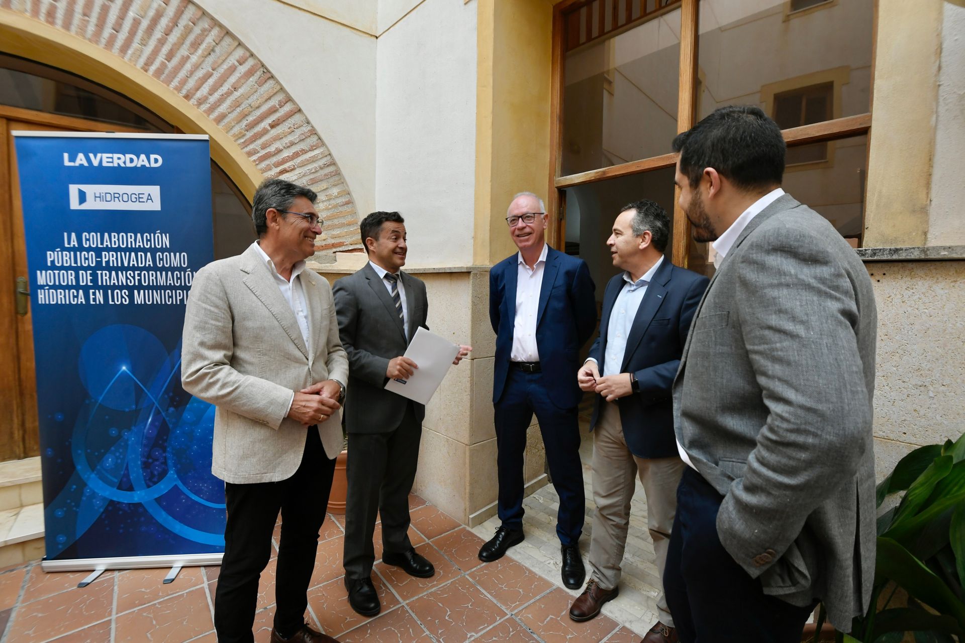 El desayuno informativo &#039;La colaboración público-privada como motor de transformación hídrica en los municipios&#039;, en imágenes