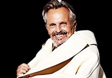 Miguel Bosé