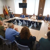 Reunión en la Delegación del Gobierno con los representantes de las cofradías de pescadores de la Región, este jueves.