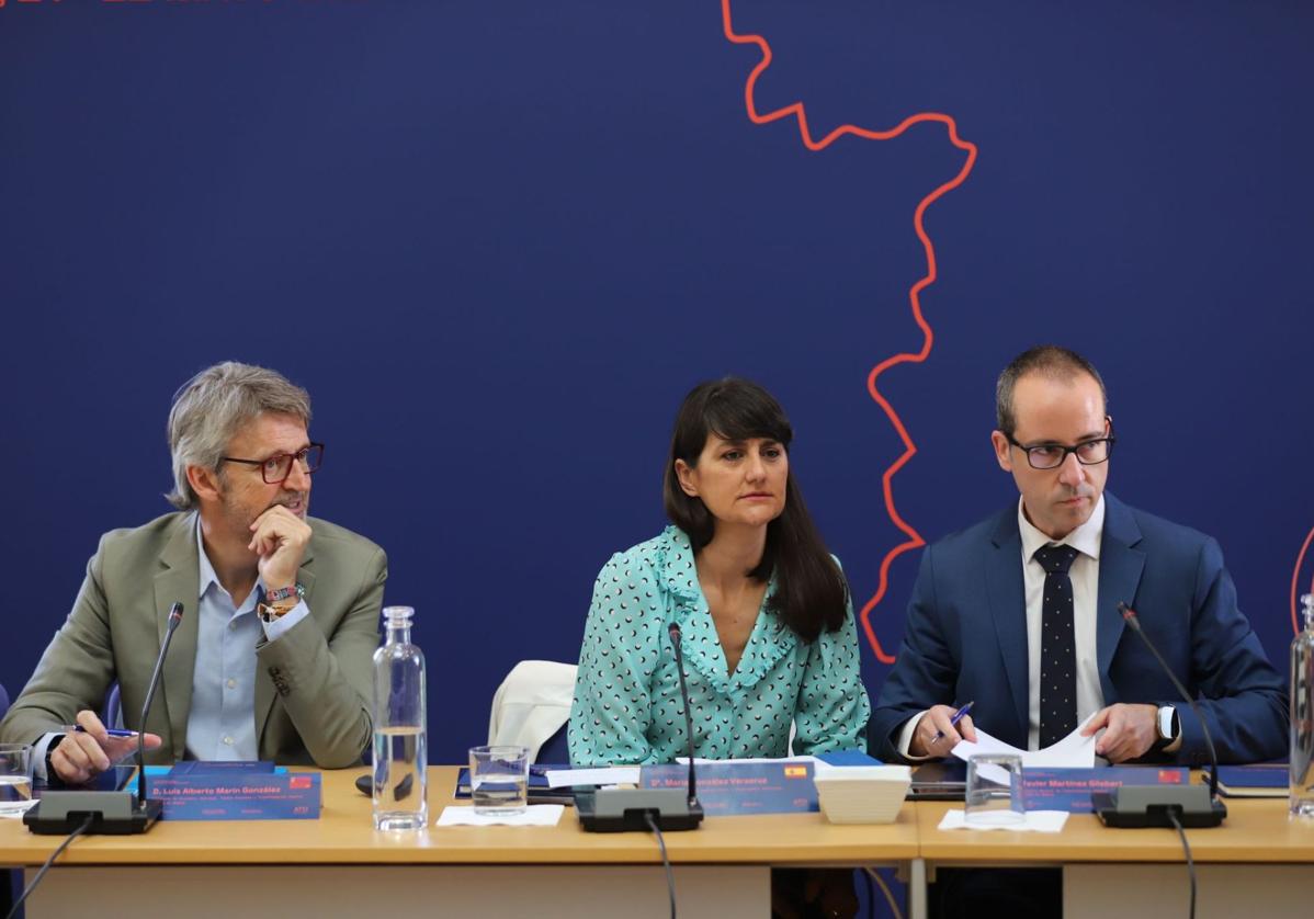 Responsables de las comunidades se reúnen en murcia para intensificar la colaboración en digitalización, ia y ciberseguridad | la verdad