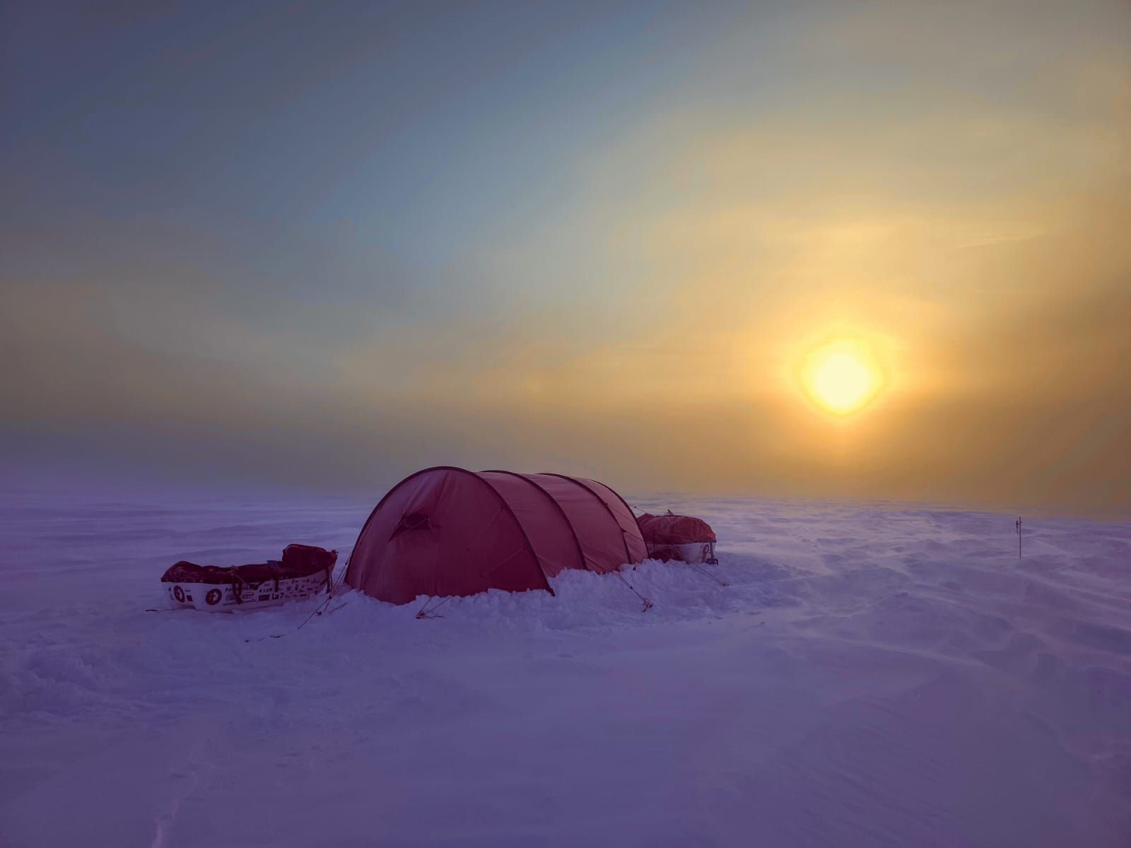 La expedición del santomerano Quitín Mira en el Ártico canadiense, en imágenes