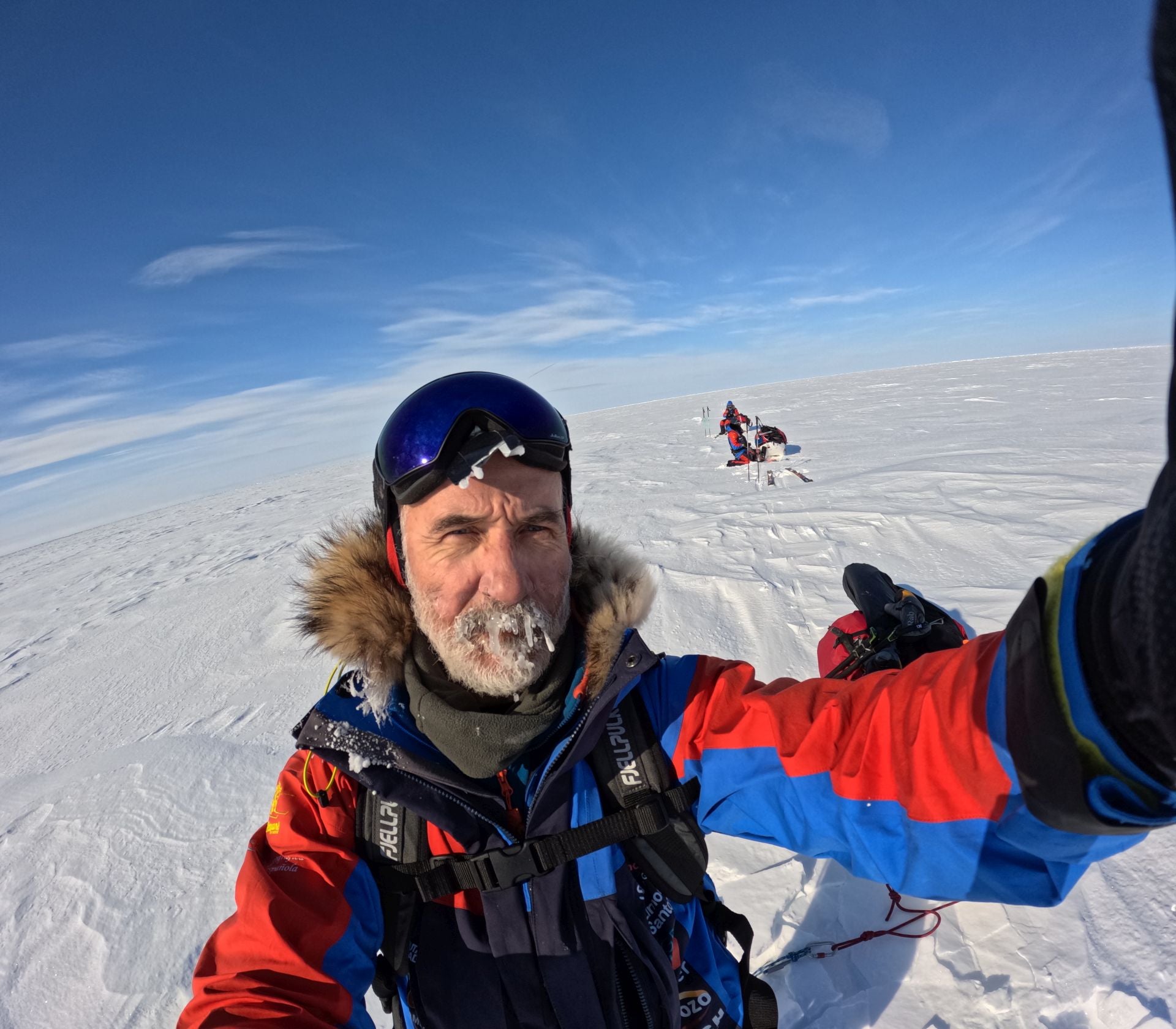 La expedición del santomerano Quitín Mira en el Ártico canadiense, en imágenes