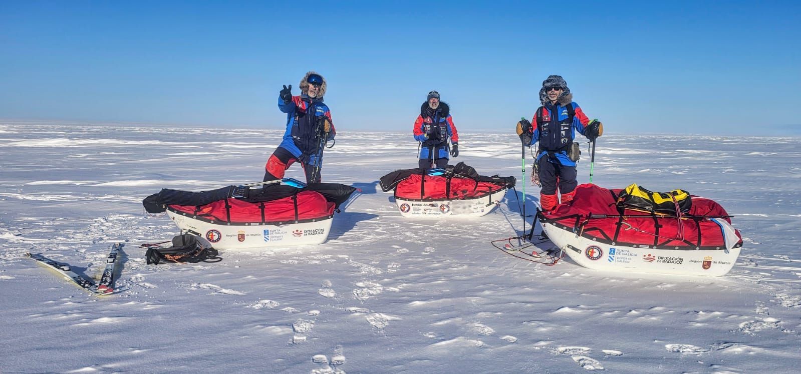 La expedición del santomerano Quitín Mira en el Ártico canadiense, en imágenes