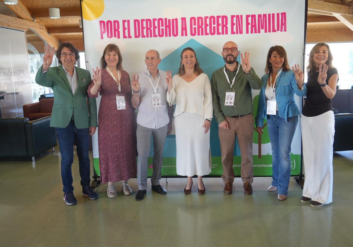 Familias de la región de murcia acogen a 661 menores tutelados por la comunidad | la verdad