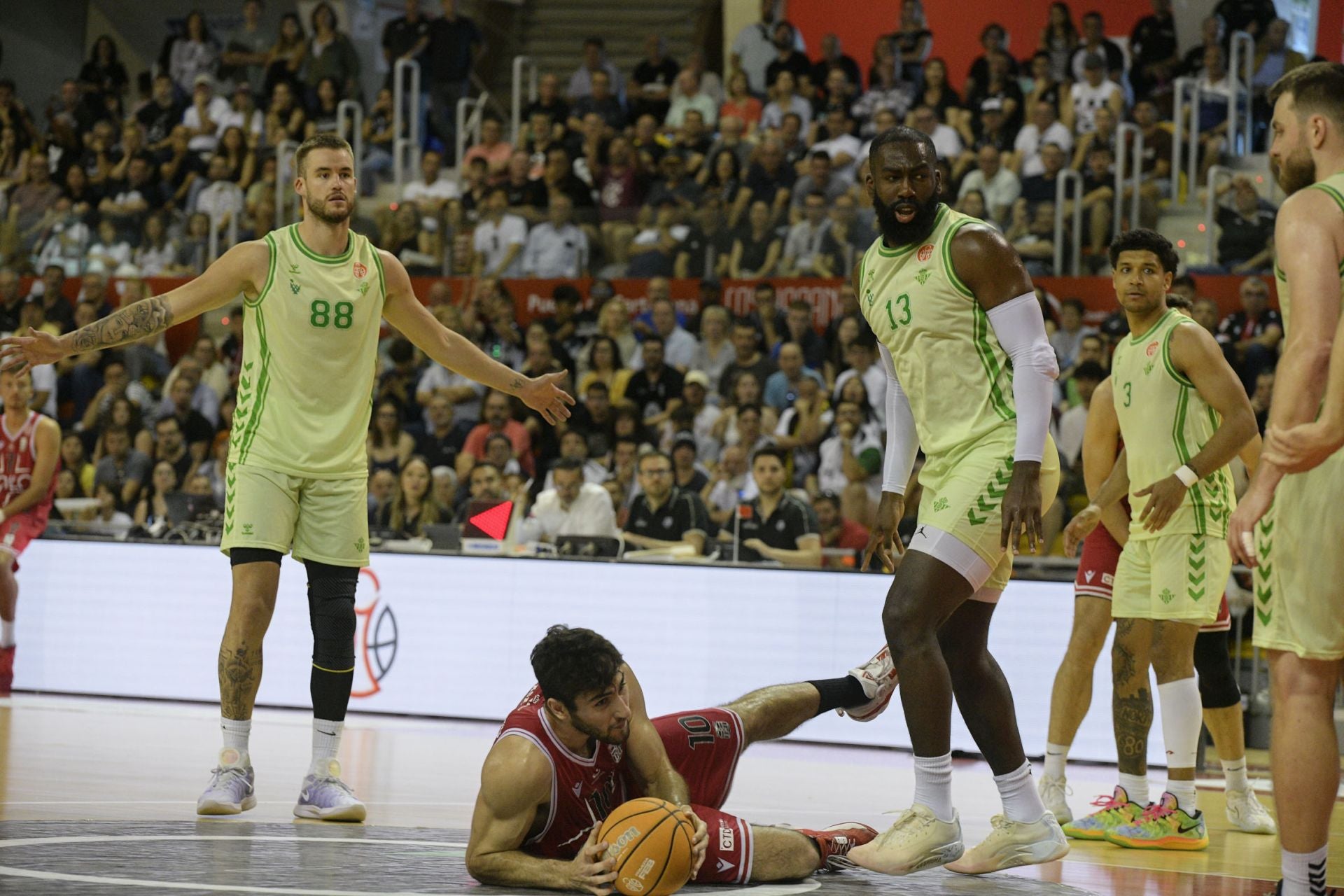 Las imágenes del cuarto partido entre el Odilo FC Cartagena y el Real Betis