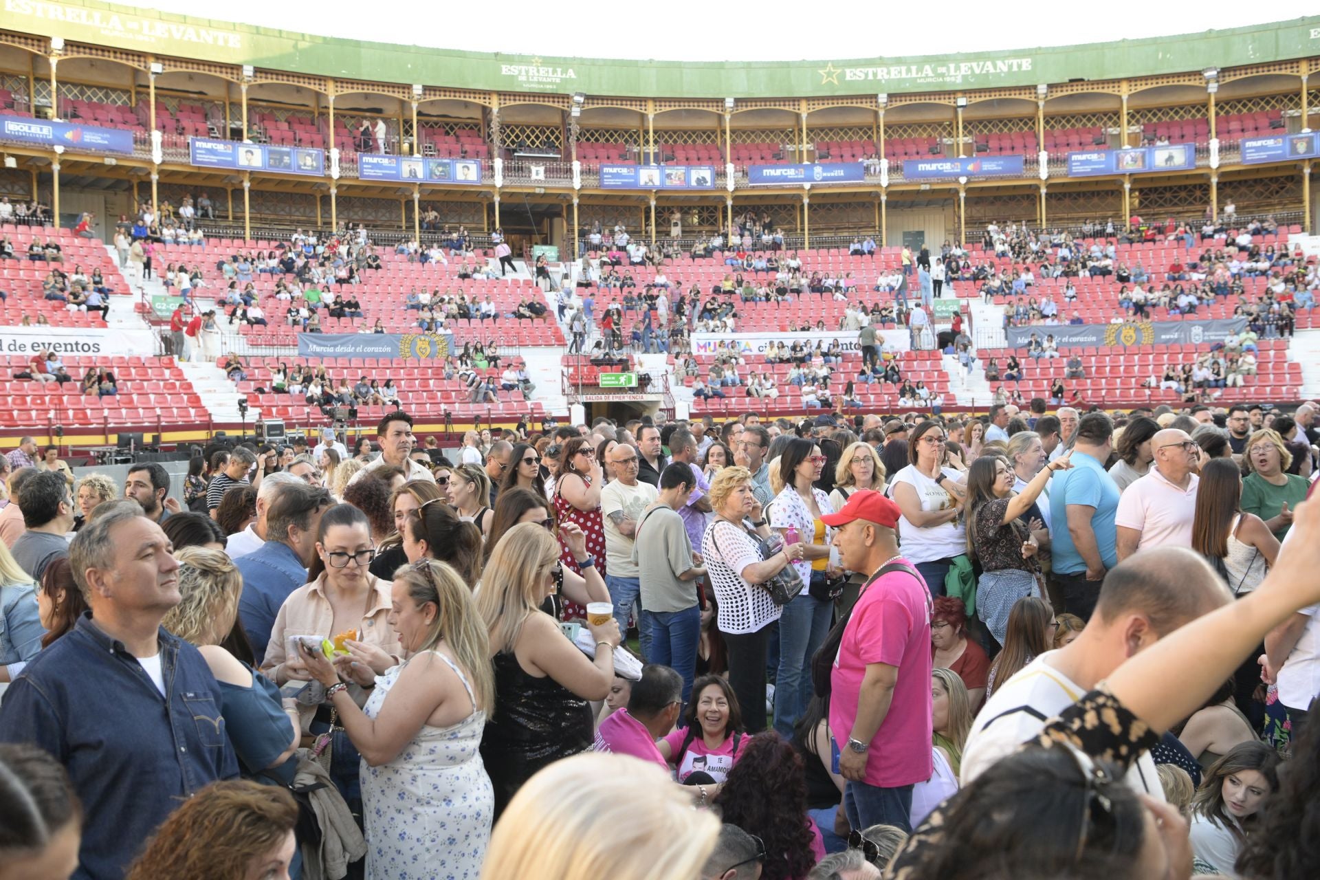 Chayanne desata pasiones en su regreso a Murcia