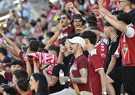 La afición grana, el pasado sábado, en el partido contra el Algeciras.