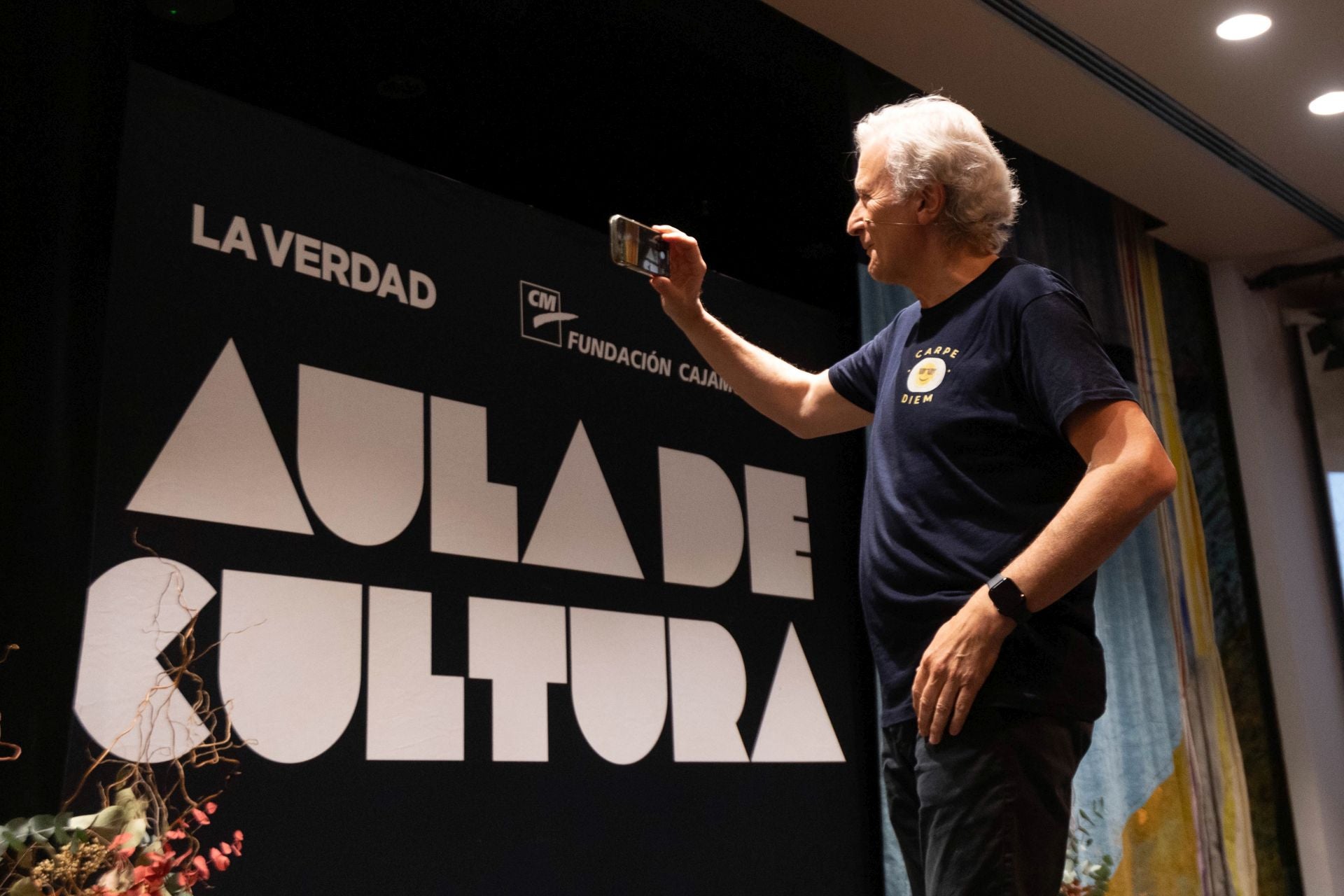 Guía para ser felices con Emilio del Río, en imágenes