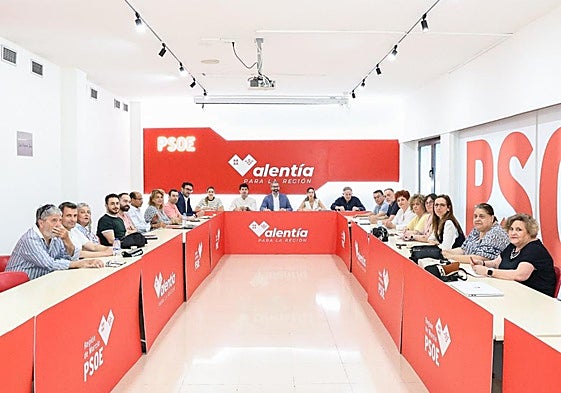 Reunión de la ejecutiva socialista, ayer en la sede de Princesa.