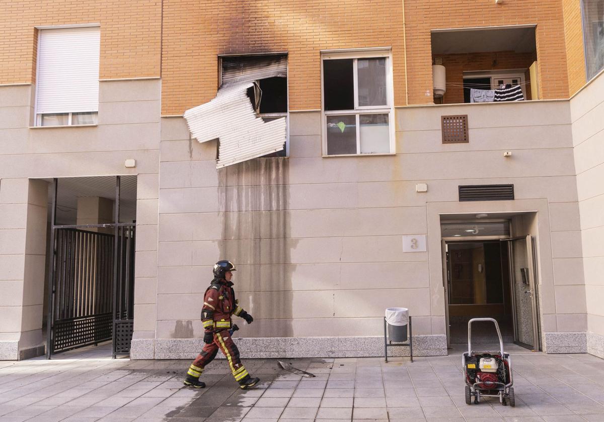 Las imágenes del incendio en Cartagena | La Verdad