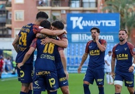 José Ruiz y Yeremi, a la derecha, en el duelo ante el Fabril.