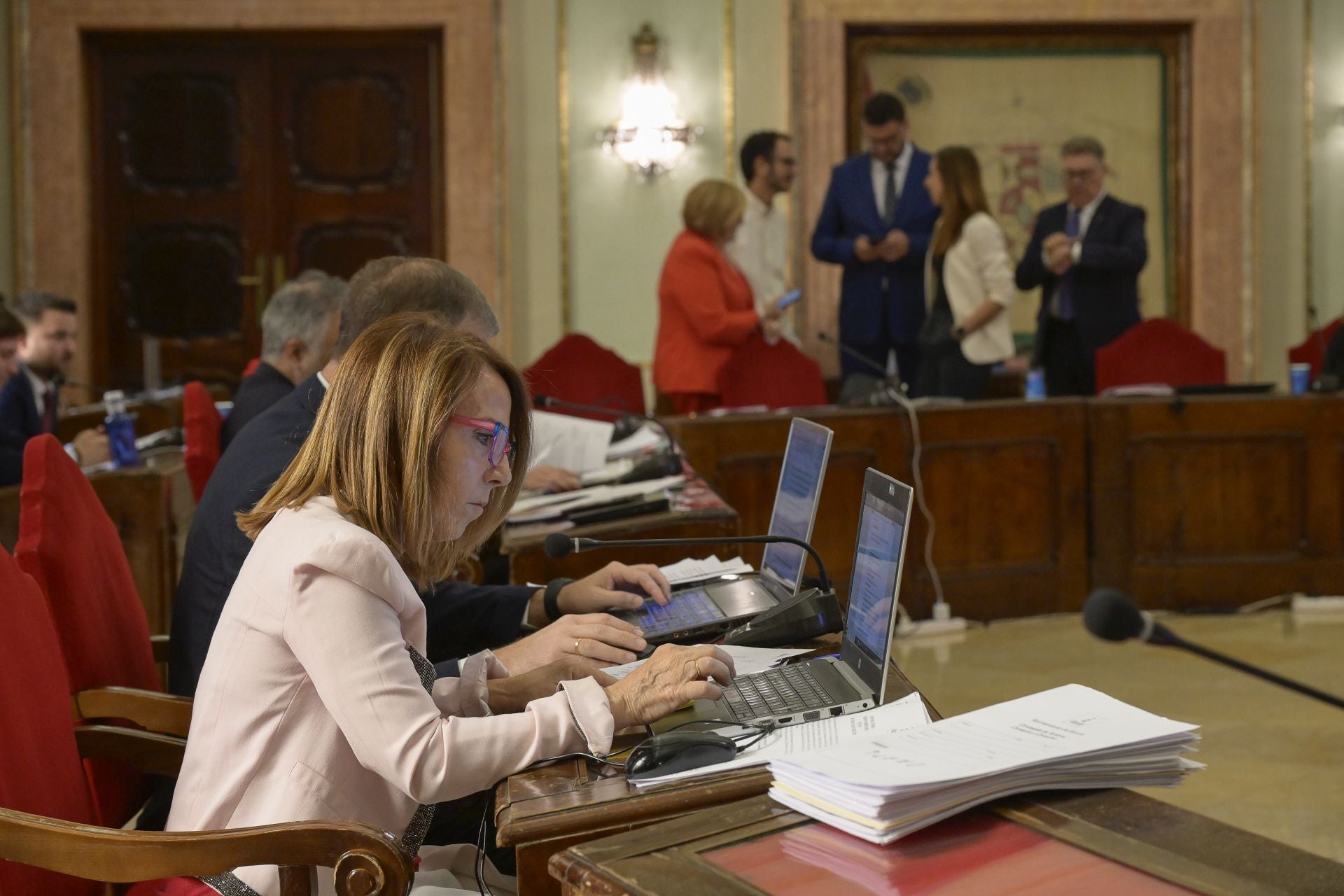 El Pleno del Ayuntamiento de Murcia del mes de mayo, en imágenes
