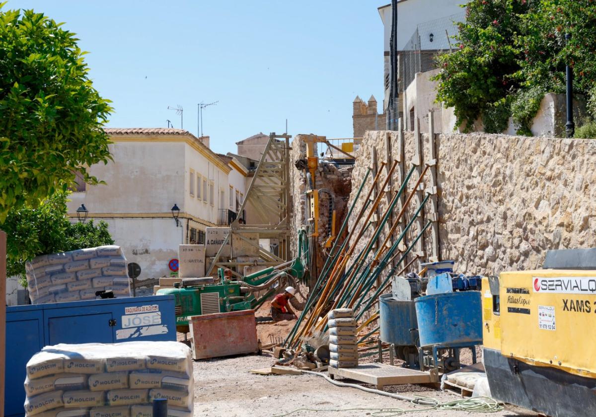Las obras de emergencia en los barrios altos de lorca tras las lluvias enfilan la recta final | la verdad