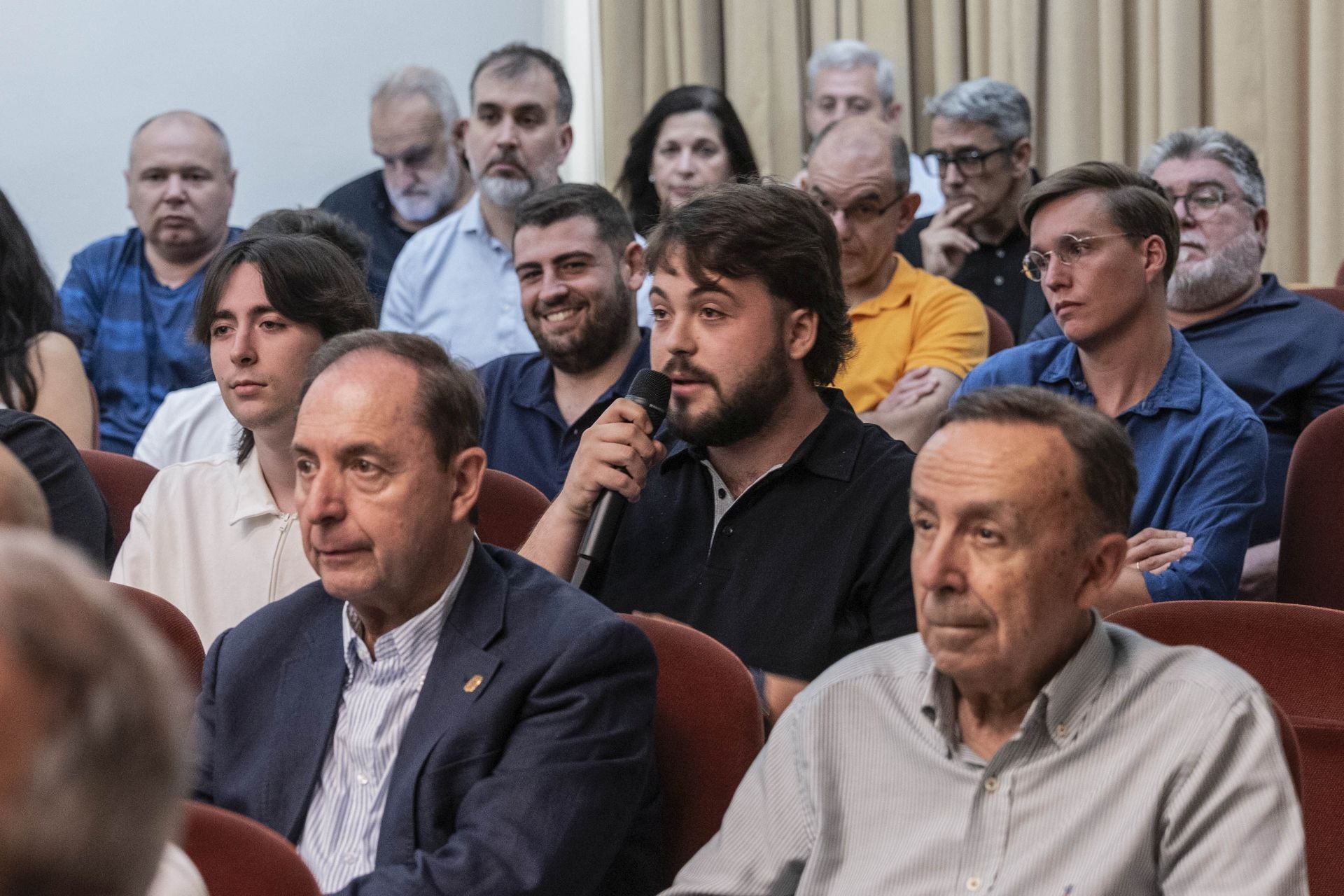 El foro sobre seguridad y fuerzas armadas en Cartagena, en imágenes