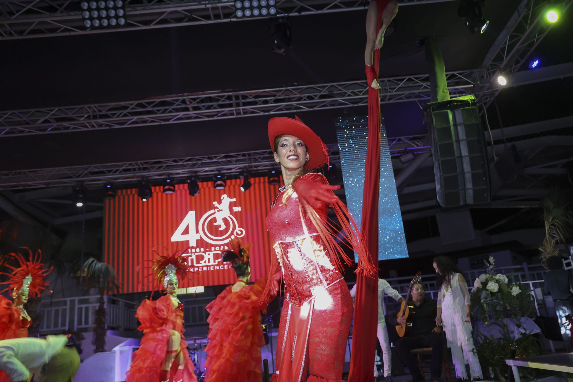 Las imágenes de las fiesta de 40 aniversario de Trips en La Manga