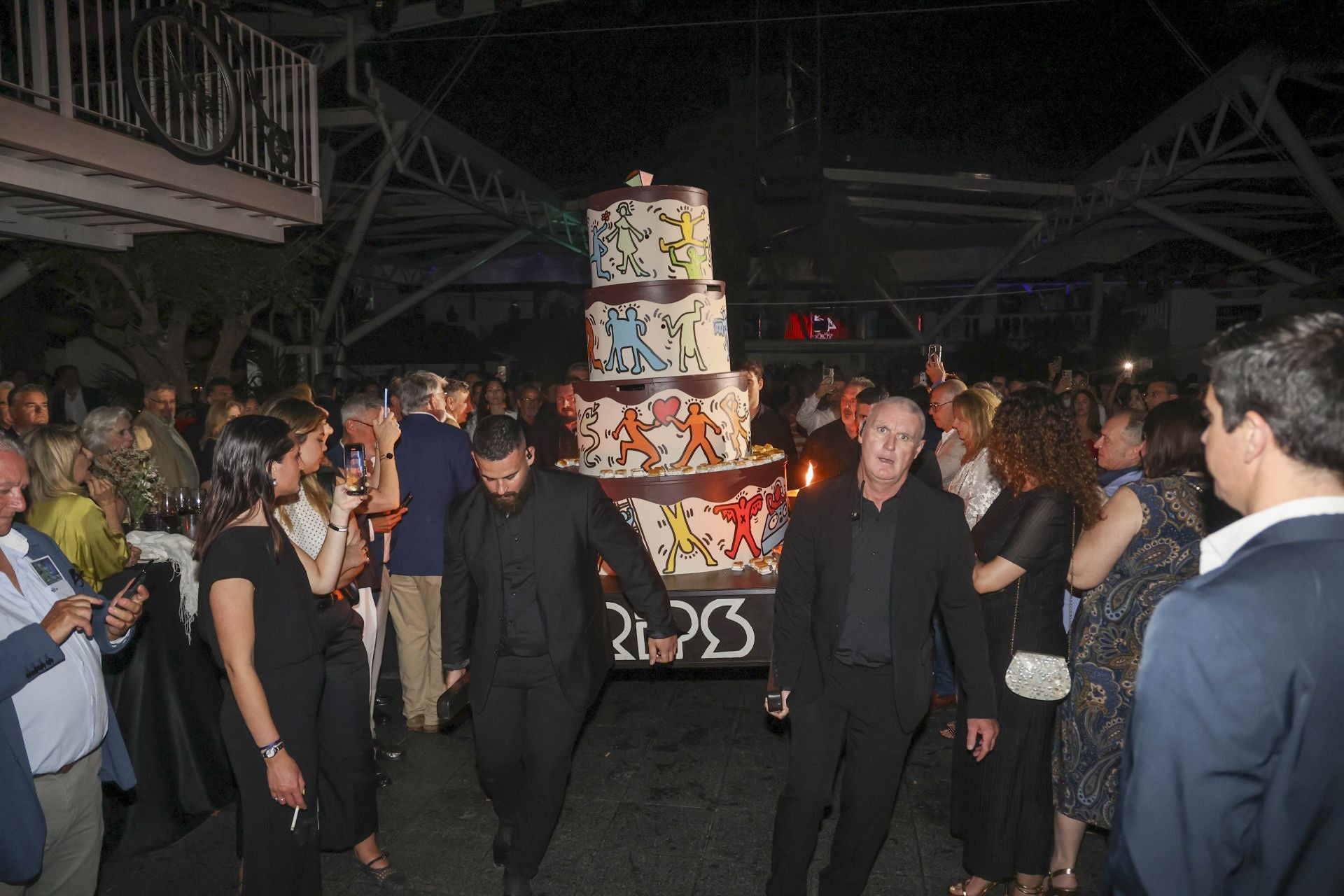 Las imágenes de las fiesta de 40 aniversario de Trips en La Manga